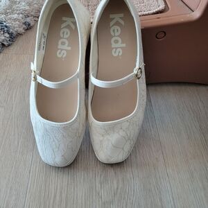 Keds Cream Lace Sneakers